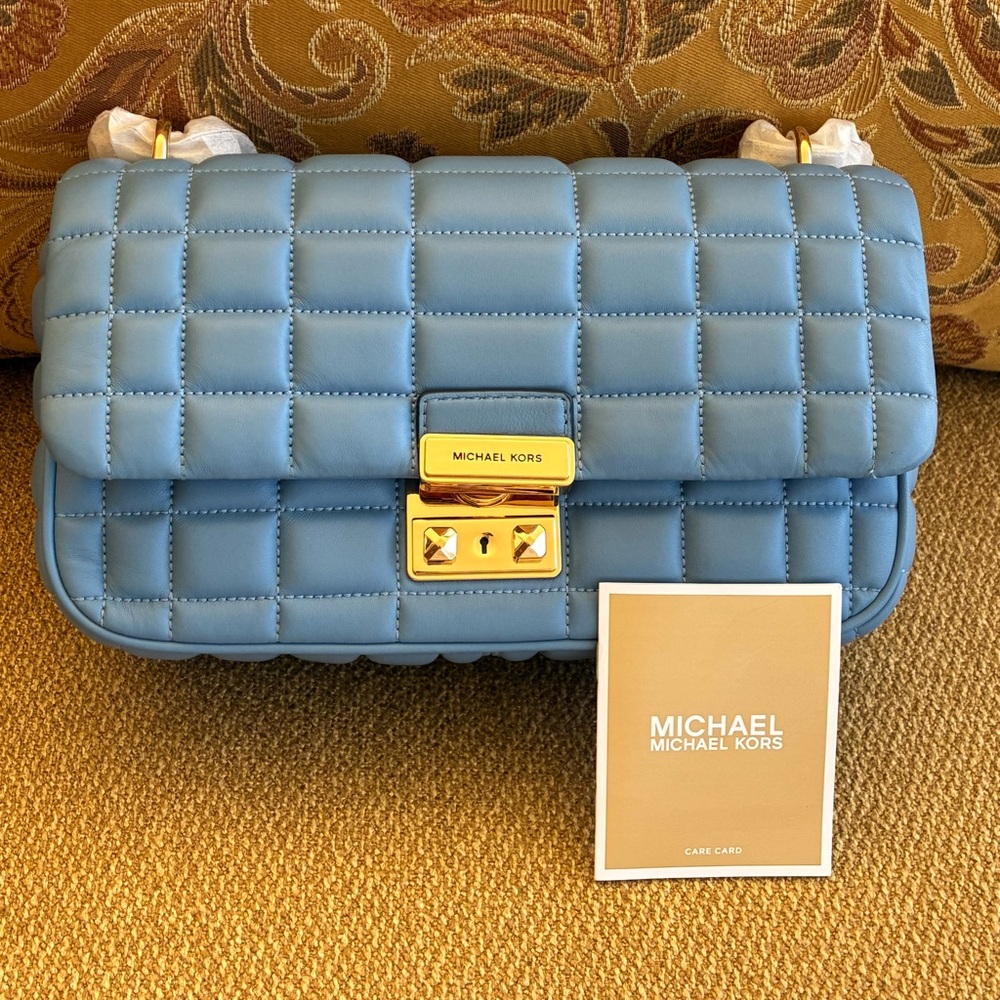 🩵 Michael Kors Tribeca Large Quilted Blue Crossbody Bag - Picture 10 of 17
